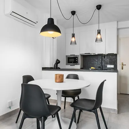 Renovated Center Within Walking Distance Apartmán Marbella