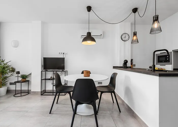 アパート Renovated Center Within Walking Distance