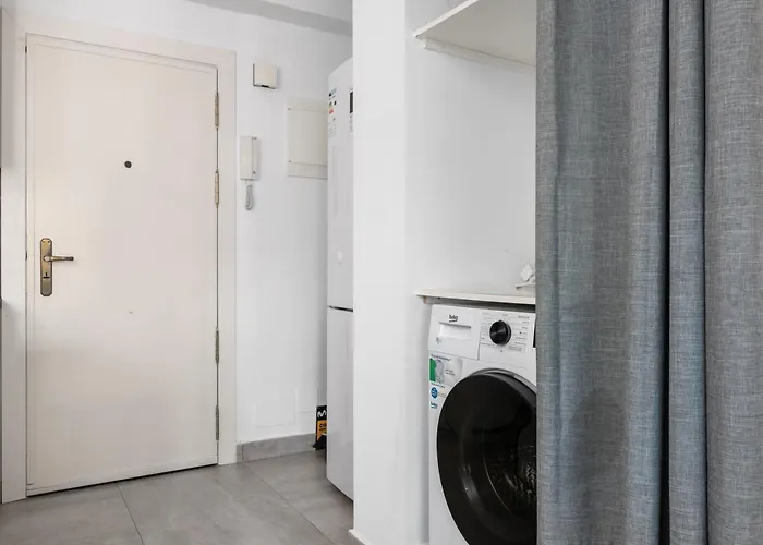 Renovated Center Within Walking Distance * Marbella