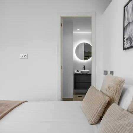 Renovated Center Within Walking Distance